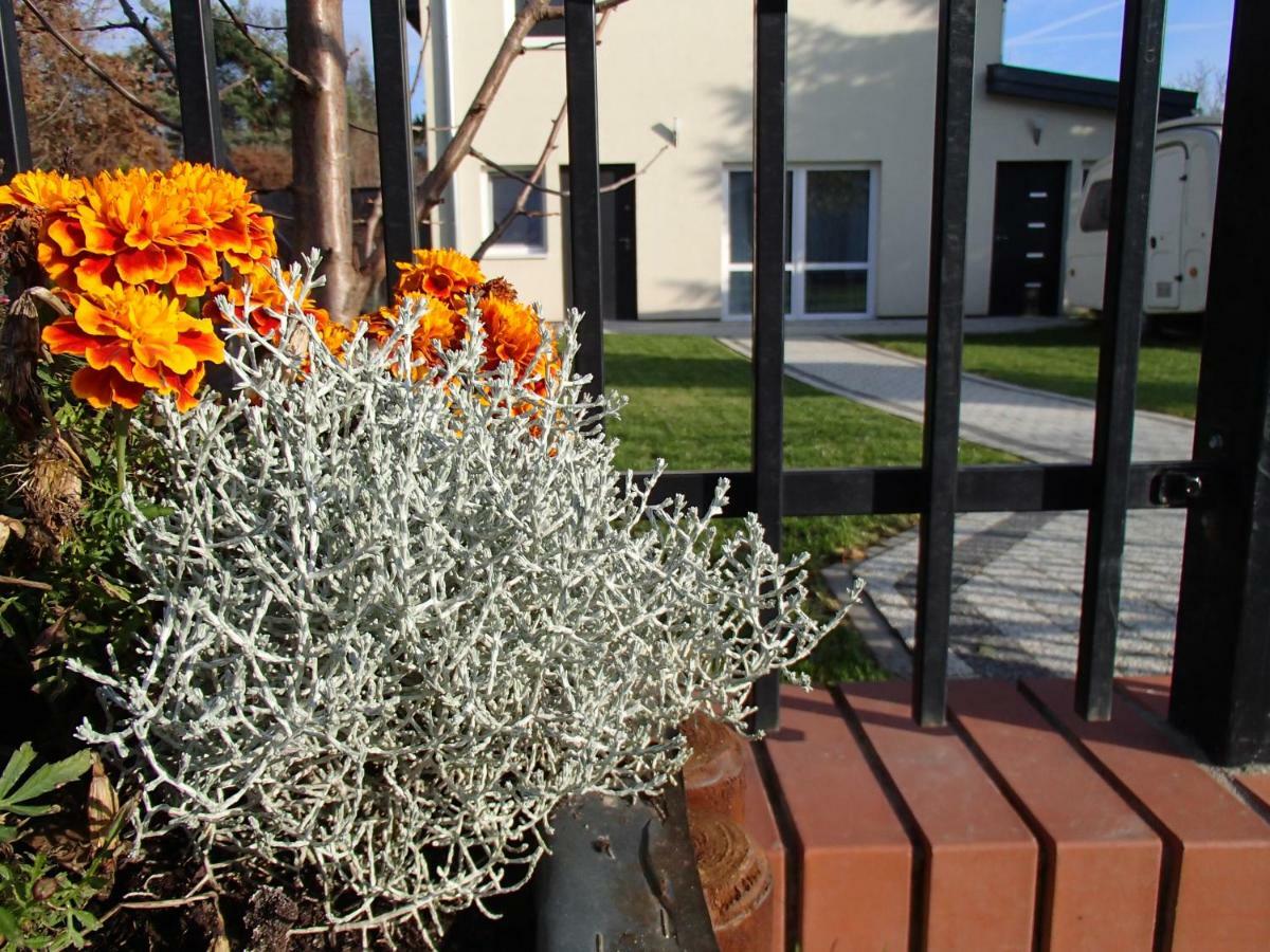 Apartment Wislana Warschau